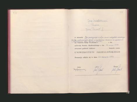 Zdjęcie nr 21 (31)
                                	                             Archiwum UJ, DO 66, s. 139. Nadanie tytułu doktora honoris causa UJ papieżowi Janowi Pawłowi II.
                            